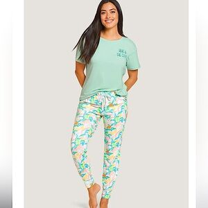 Jockey Lounge/Sleep Set